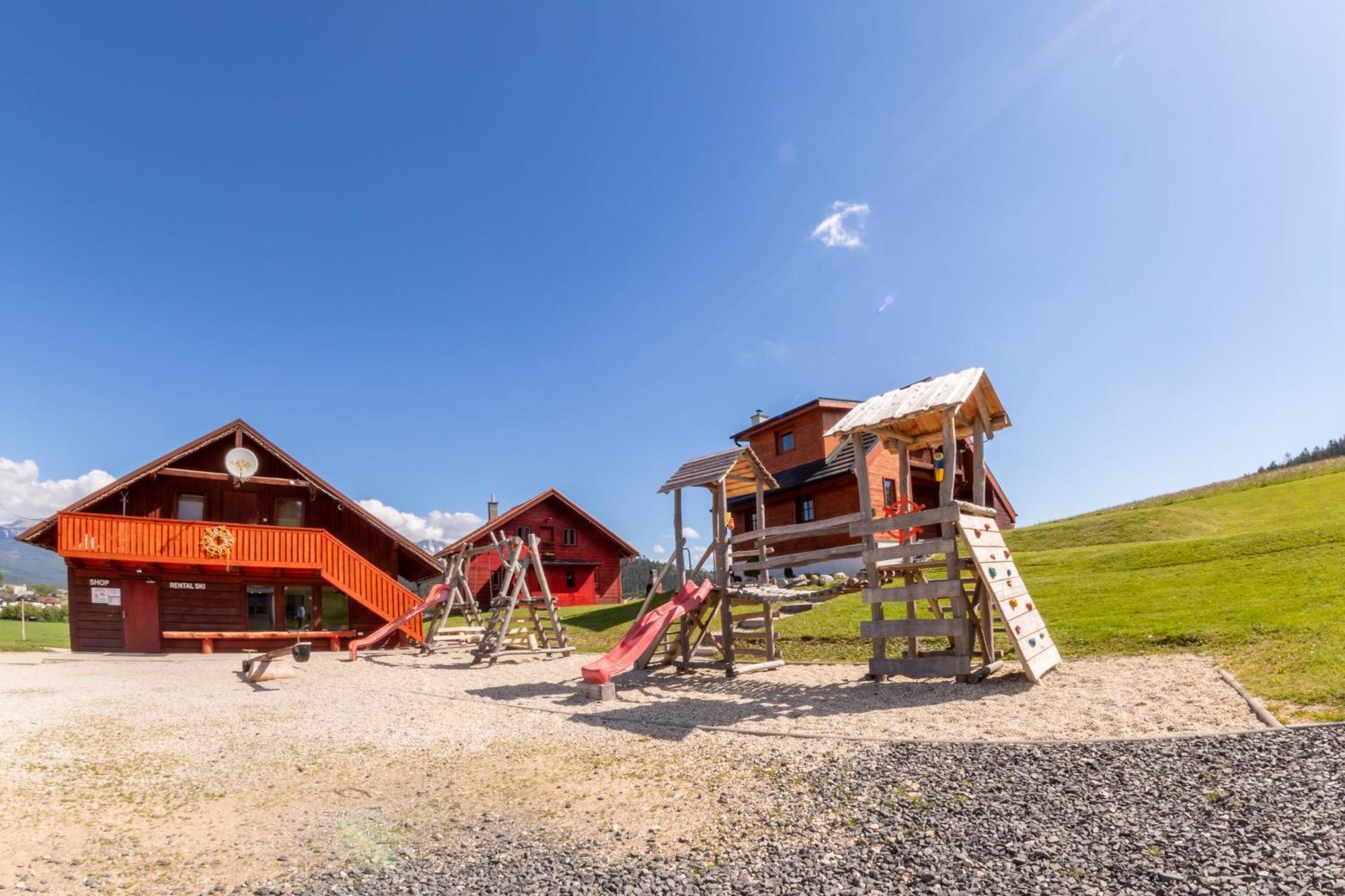 Chaty Snowflakes V Snowpark Lucivna Exterior photo